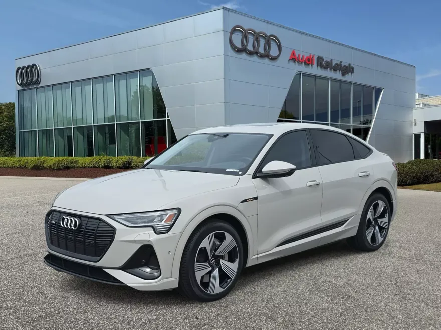 2021 Audi e-tron Sportback Prestige photo 1