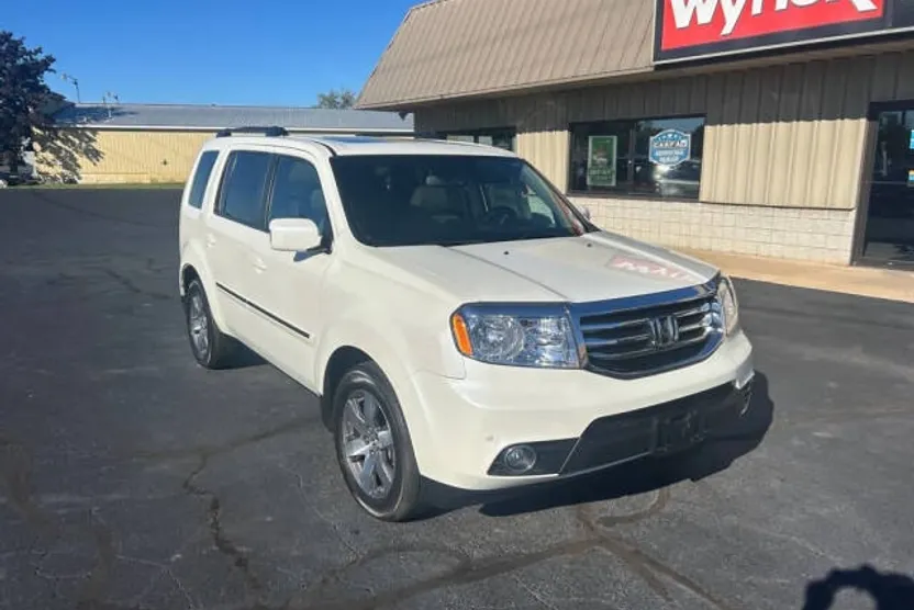 2014 Honda Pilot Touring photo 1