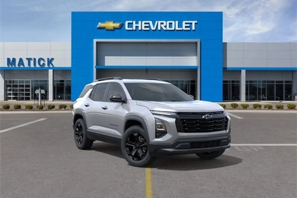 2026 Chevrolet Equinox LT photo 1