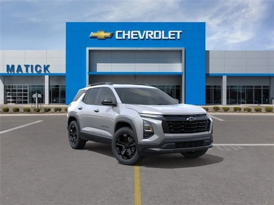 2026 Chevrolet Equinox LT photo 1