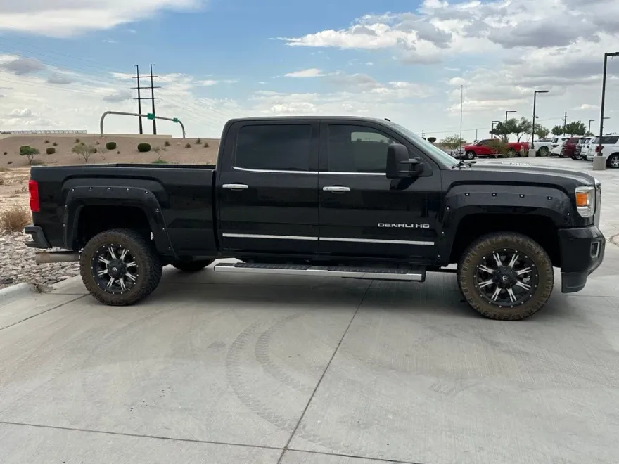 2015 Gmc Sierra Denali photo 1