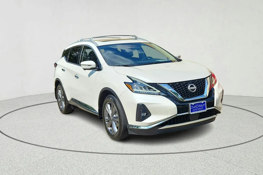 2023 Nissan Murano Platinum photo 1
