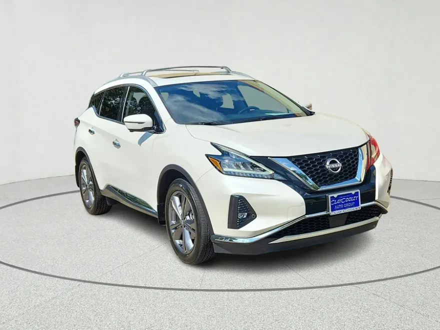 2023 Nissan Murano Platinum photo 1