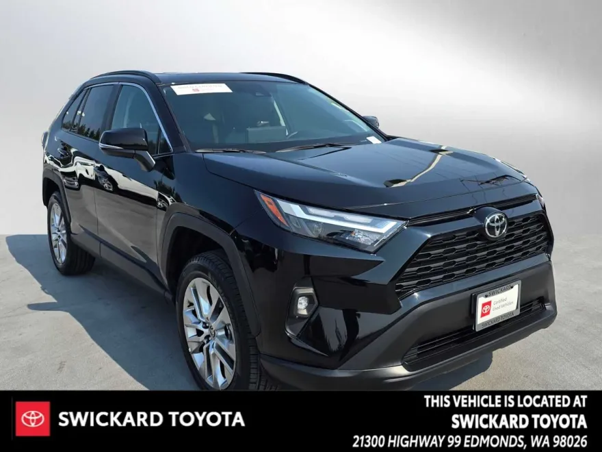 2025 Toyota RAV4 XLE Premium photo 1