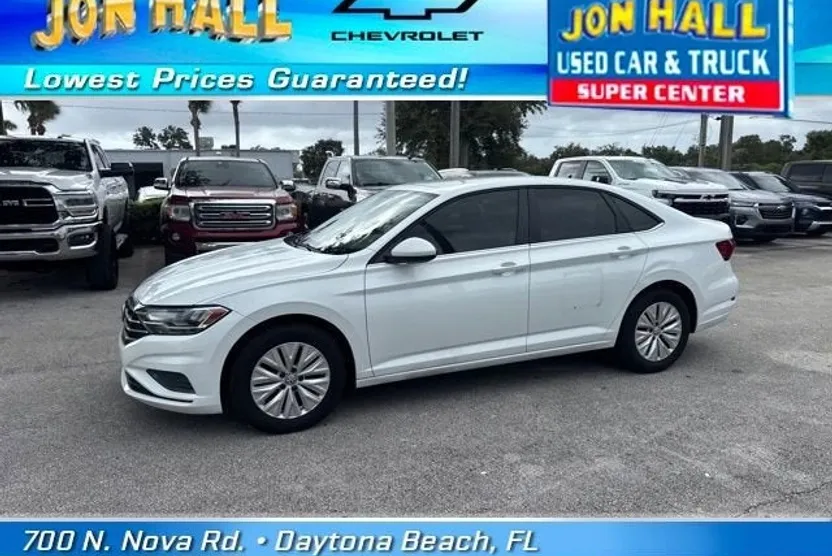 2019 Volkswagen Jetta S photo 1