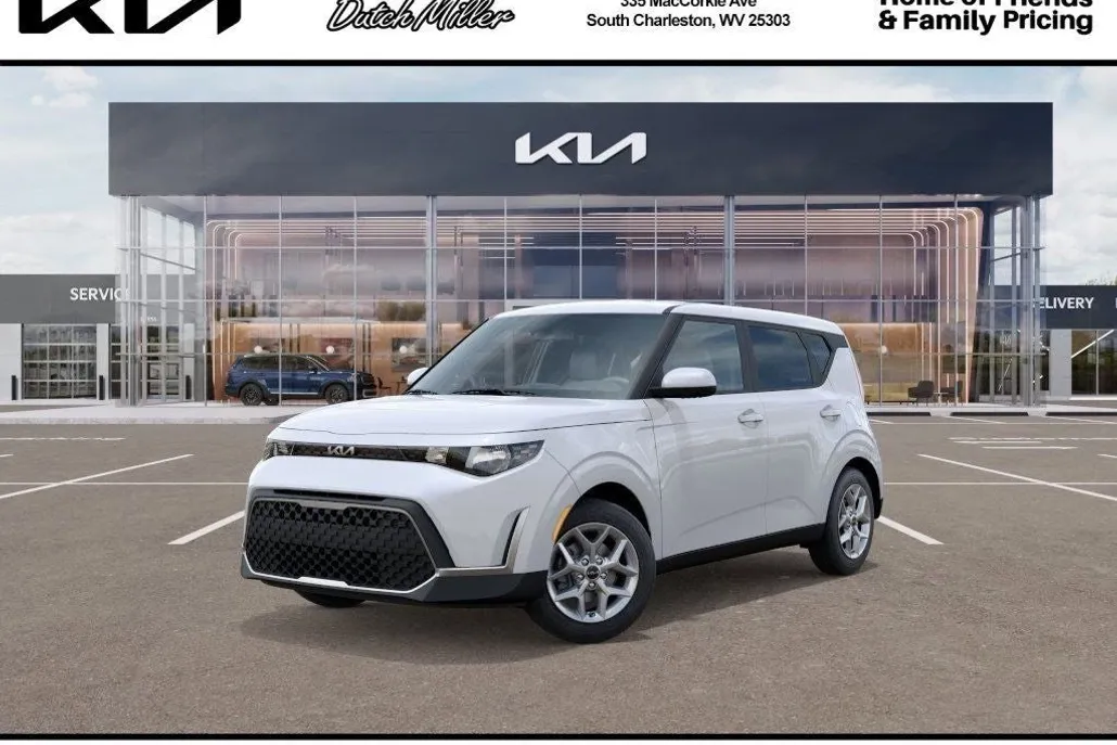 2025 Kia Soul LX photo 1
