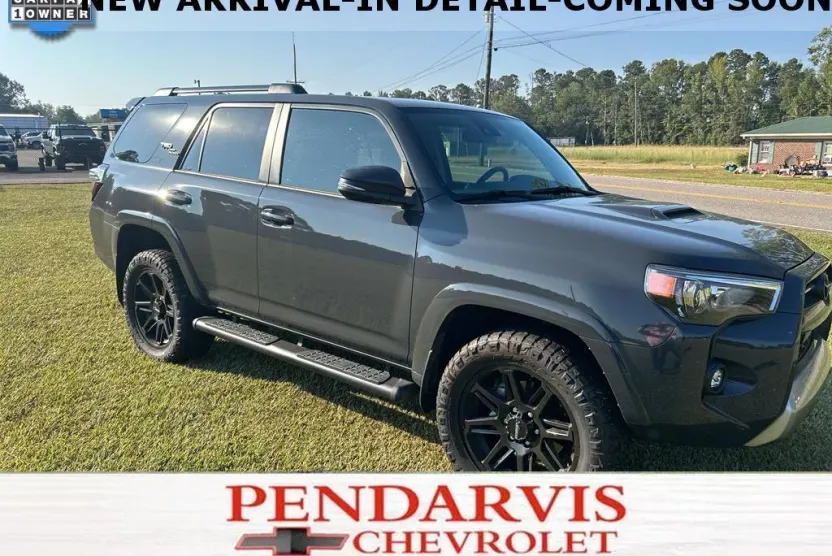 2024 Toyota 4Runner TRD photo 1