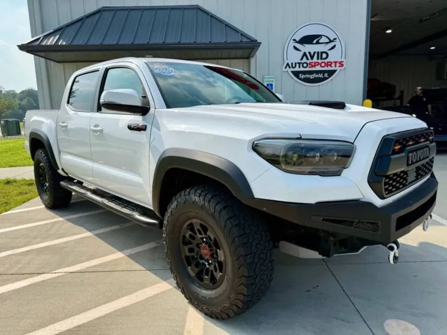 2019 Toyota Tacoma TRD Pro Double Cab photo 1