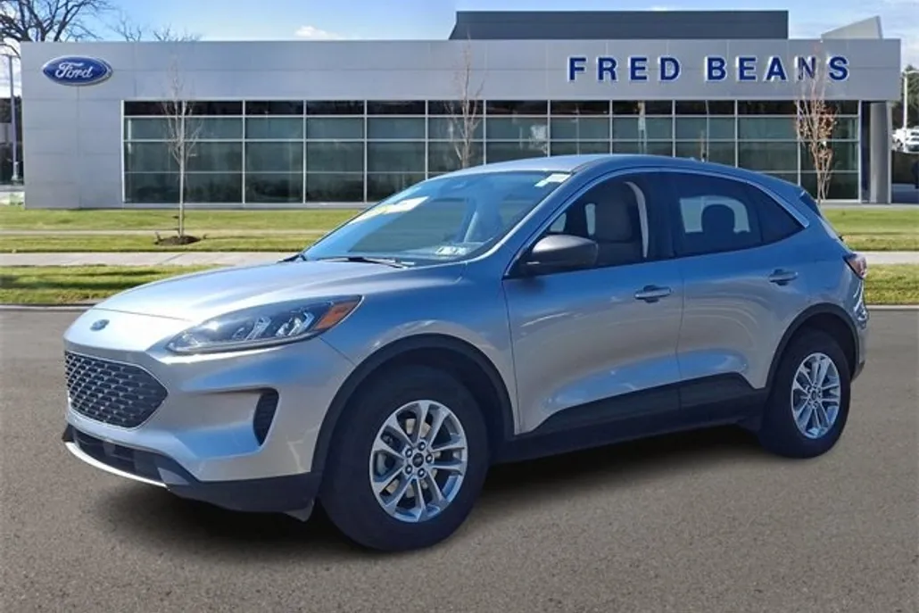 2022 Ford Escape SE photo 1