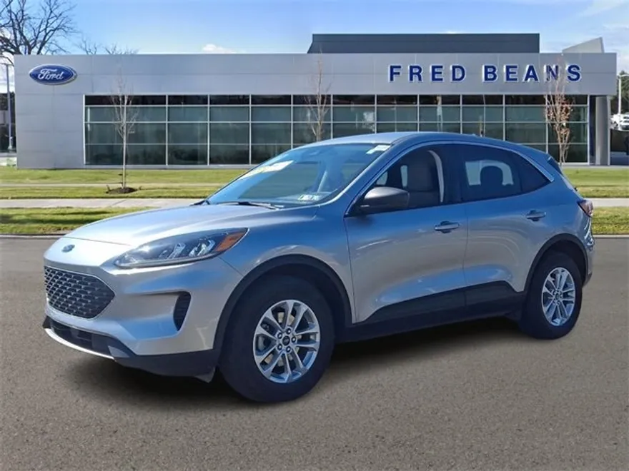 2022 Ford Escape SE photo 1