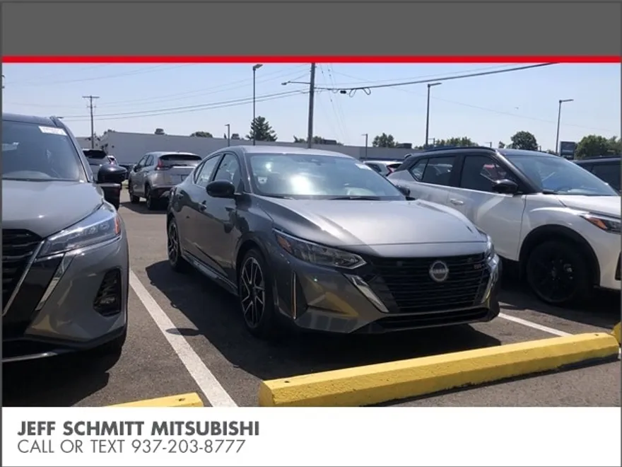 2024 Nissan Sentra SR photo 1