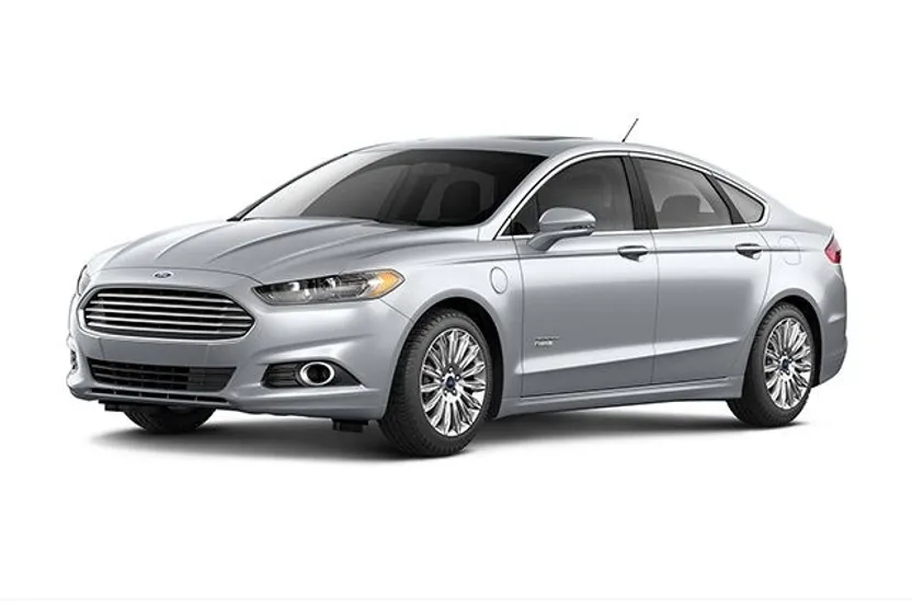 2013 Ford Fusion Energi SE photo 1