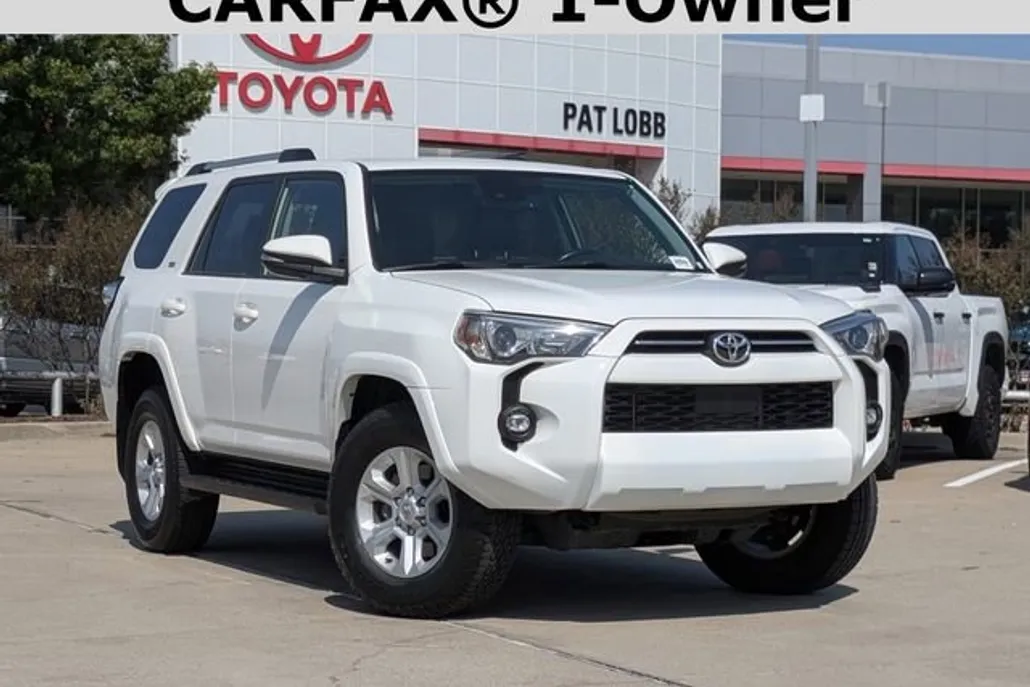 2024 Toyota 4Runner SR5 Premium photo 1