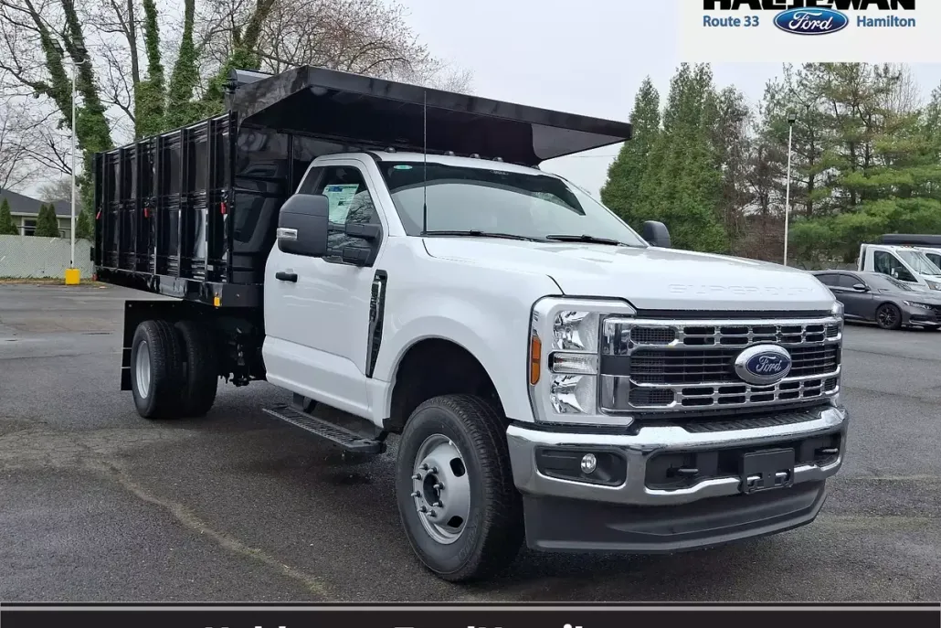 2024 Ford F-350 photo 1
