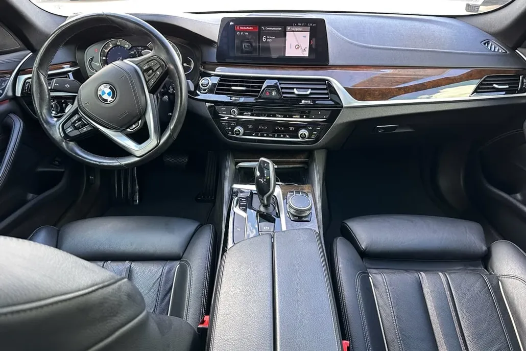 2018 Bmw 530i Sedan photo 1