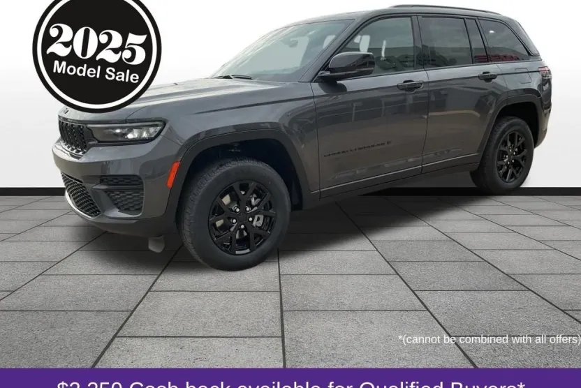 2025 Jeep Grand Cherokee Laredo Altitude photo 1