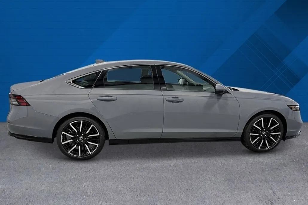 2025 Honda Accord Hybrid Touring photo 1