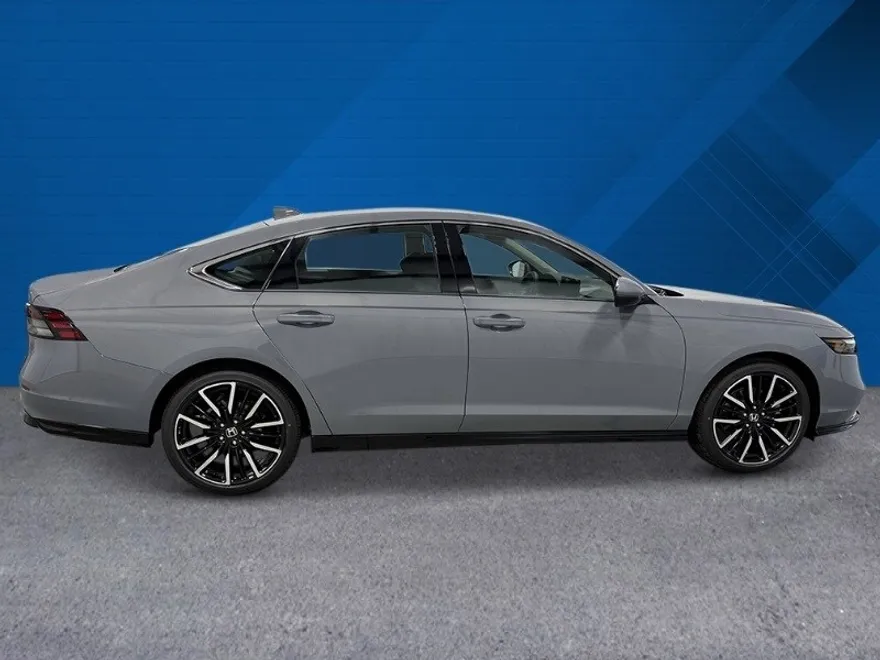 2025 Honda Accord Hybrid Touring photo 1