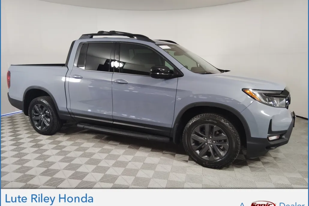 2025 Honda Ridgeline Sport photo 1