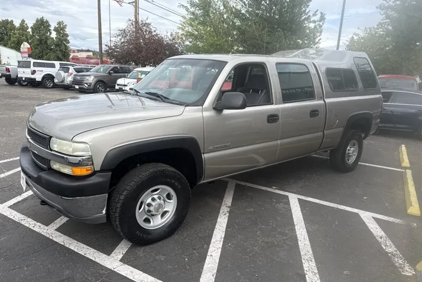 2001 Chevrolet Silverado 2500HD photo 1