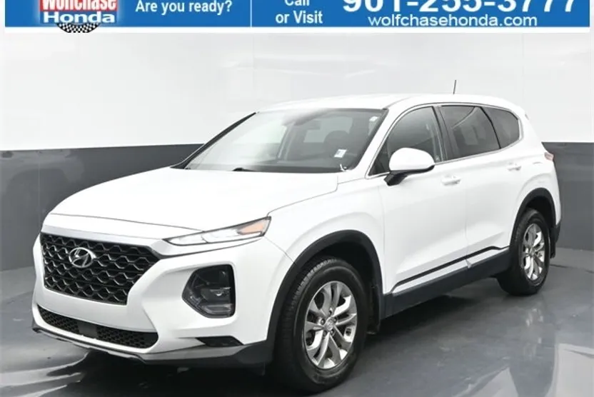 2019 Hyundai Santa Fe SE photo 1