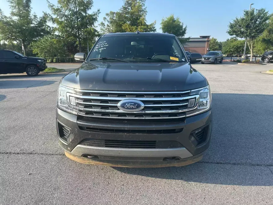 2021 Ford Expedition XLT photo 1