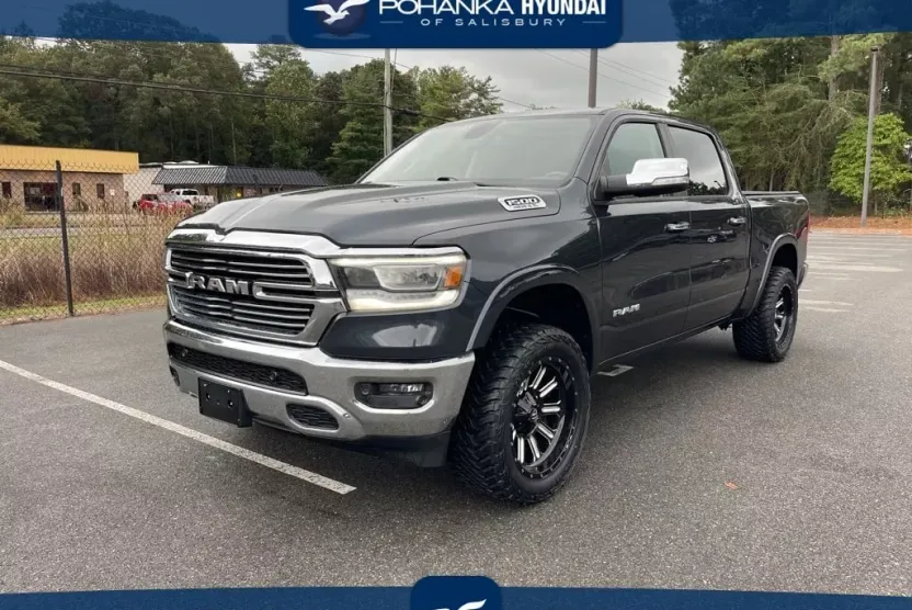2019 Ram 1500 Laramie photo 1