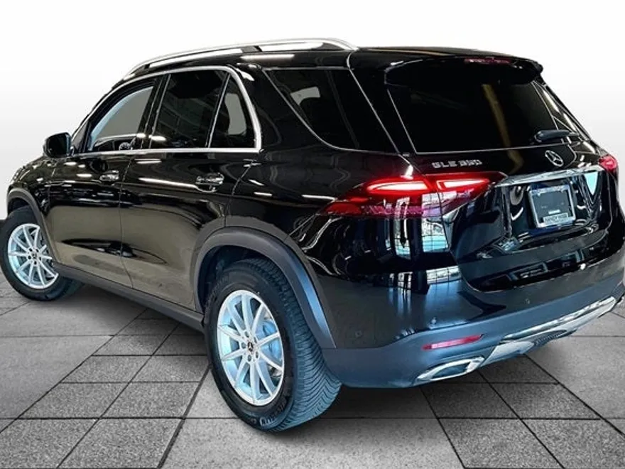 2025 Mercedes Benz GLE 350 4MATIC photo 1