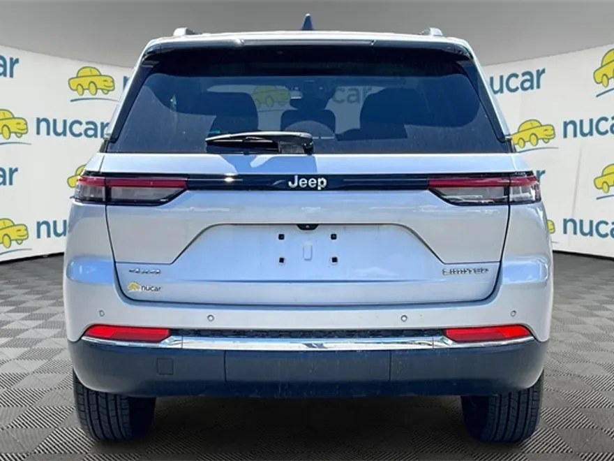 2022 Jeep Grand Cherokee Limited photo 1