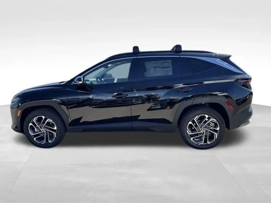 2025 Hyundai Tucson Hybrid Limited photo 1
