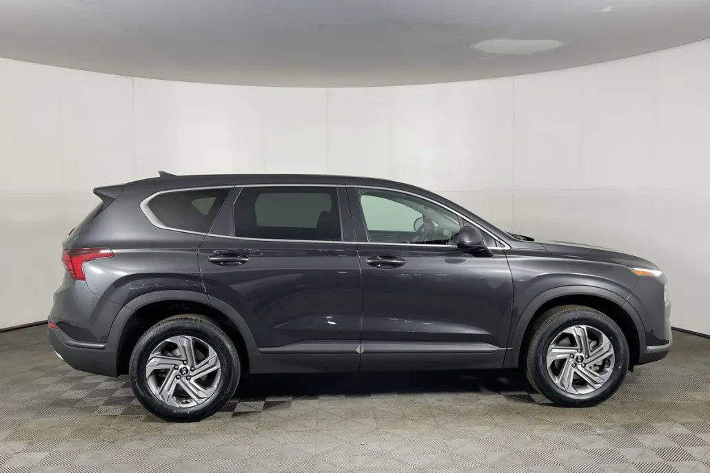 2023 Hyundai Santa Fe SE photo 1