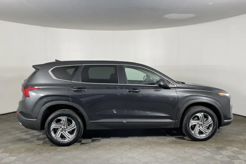 2023 Hyundai Santa Fe SE photo 1