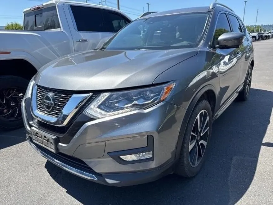 2018 Nissan Rogue SL photo 1