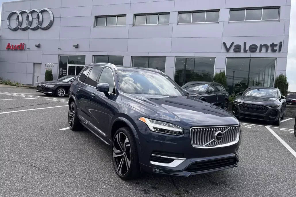 2024 Volvo XC90 Ultimate photo 1