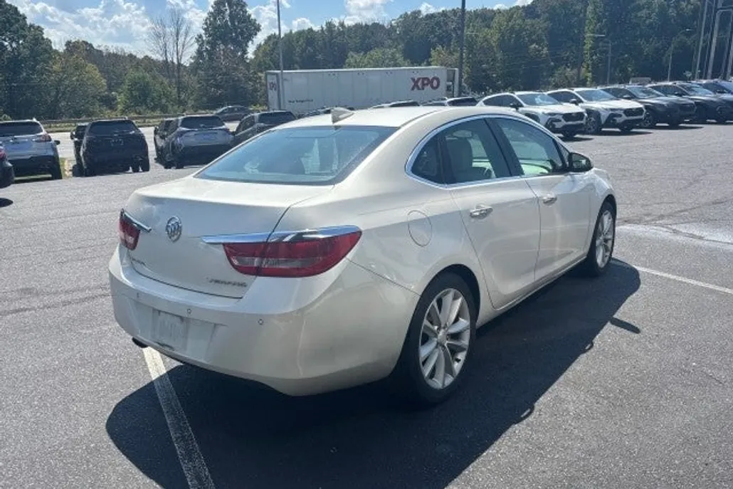2015 Buick Verano Leather photo 1