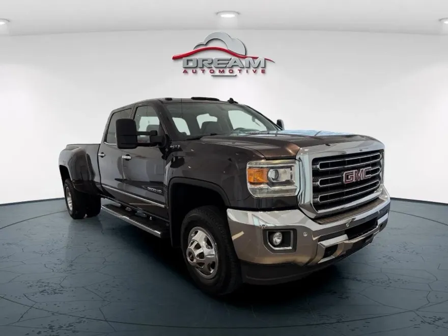 2015 Gmc Sierra SLT photo 1
