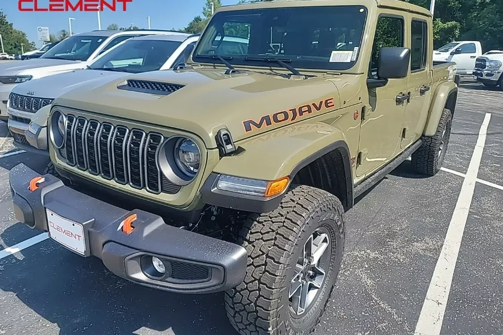 2025 Jeep Gladiator Mojave photo 1