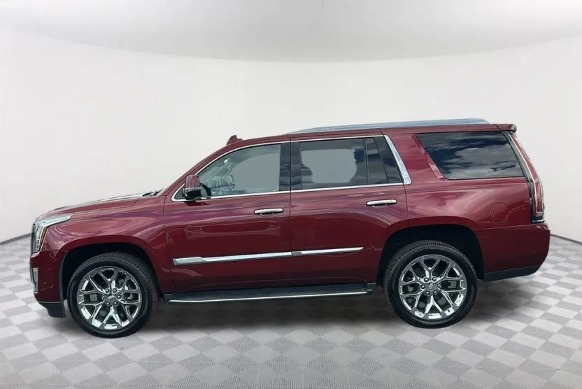 2018 Cadillac Escalade Luxury photo 1