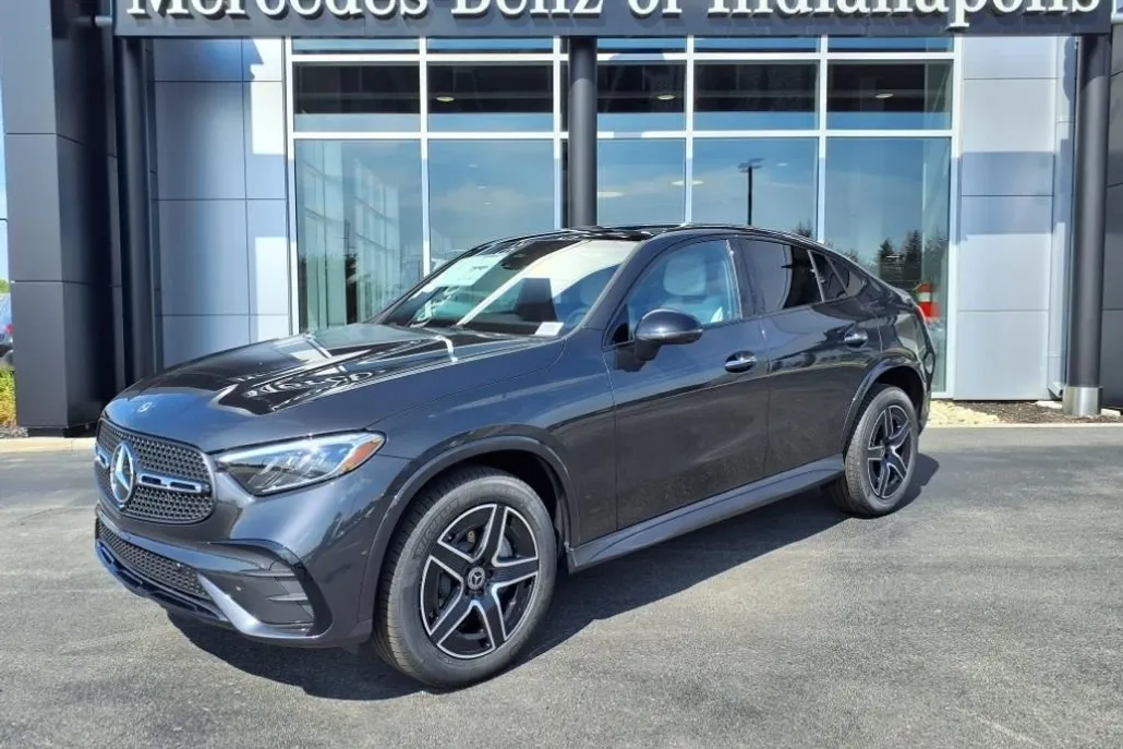 2026 Mercedes Benz GLC 300 4MATIC photo 1