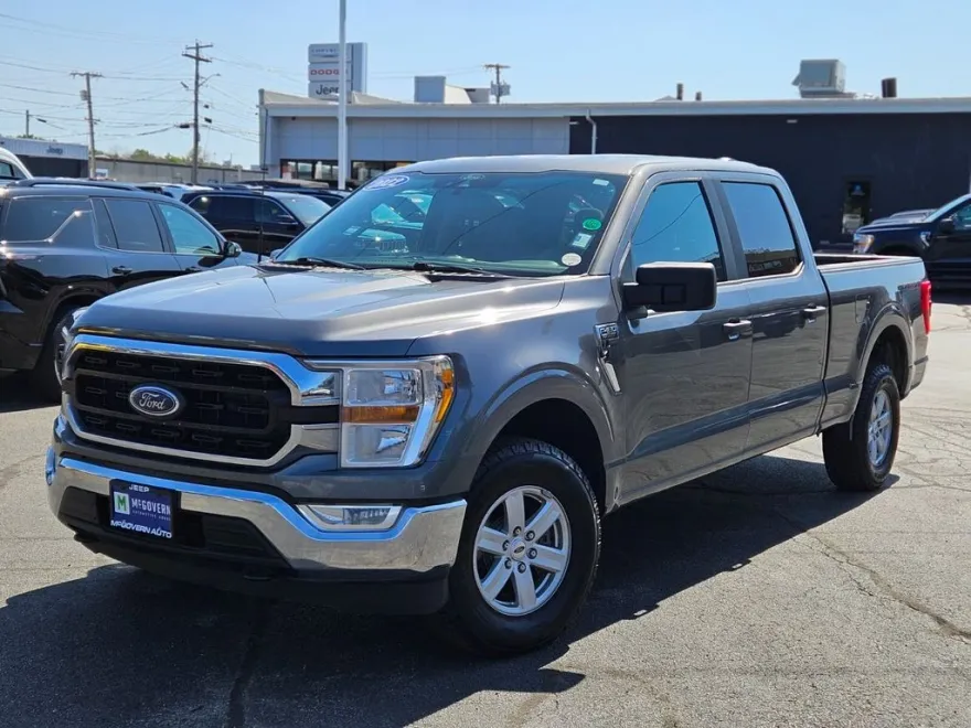 2022 Ford F-150 XLT photo 1
