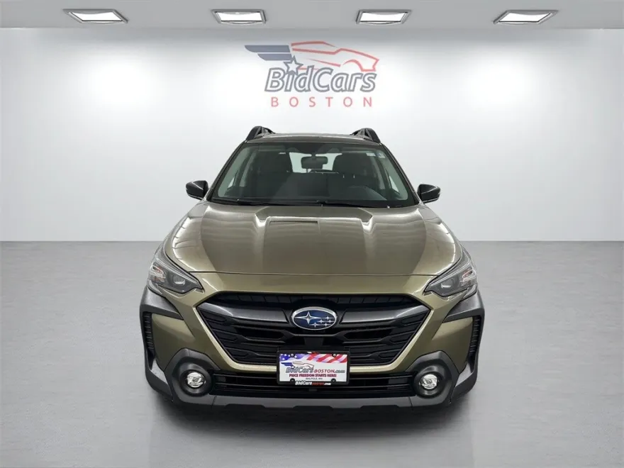 2023 Subaru Outback Premium photo 1