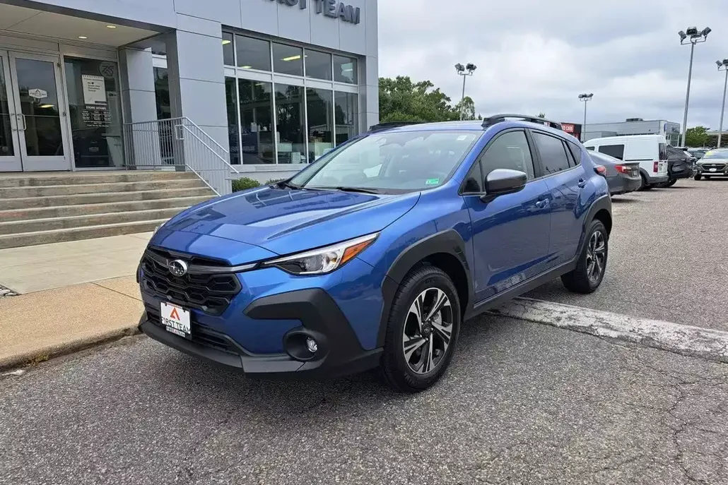 2025 Subaru Crosstrek Premium photo 1