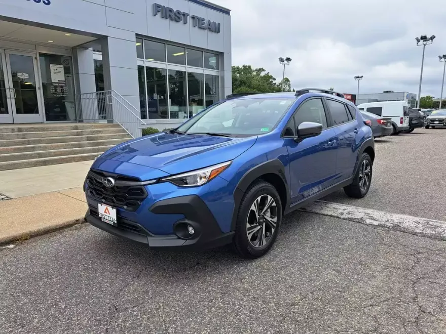 2025 Subaru Crosstrek Premium photo 1