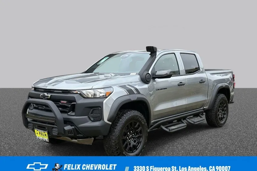 2025 Chevrolet Colorado Trail Boss photo 1