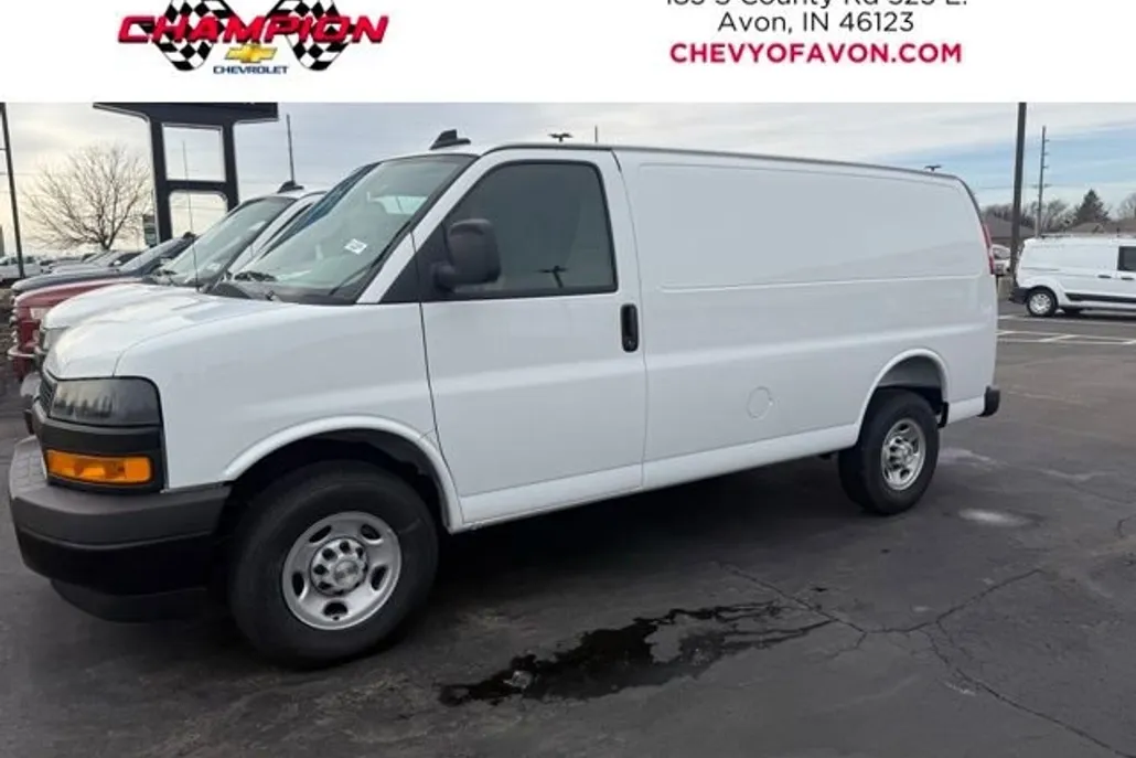 2025 Chevrolet Express 2500 photo 1