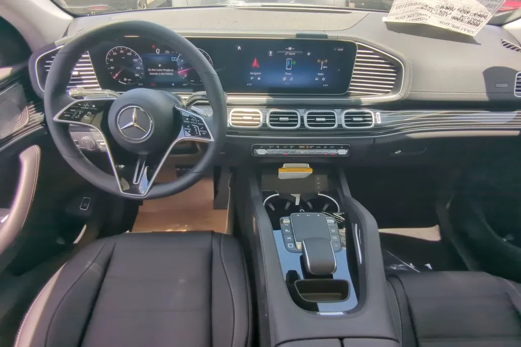 2025 Mercedes Benz GLE 450 4MATIC photo 1