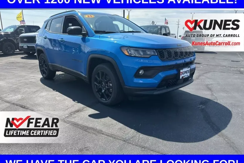 2025 Jeep Compass Latitude photo 1
