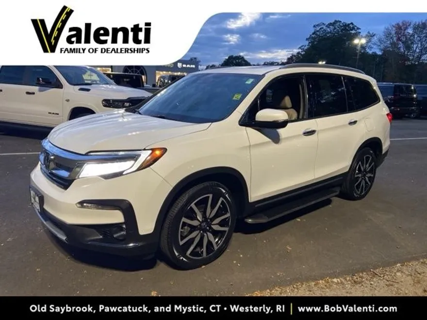 2021 Honda Pilot Touring photo 1