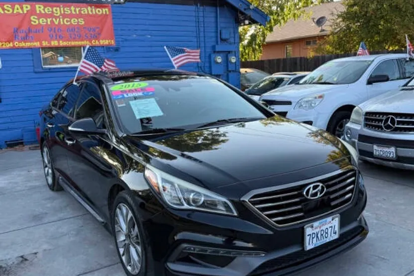 2015 Hyundai Sonata Limited 2.0T photo 1