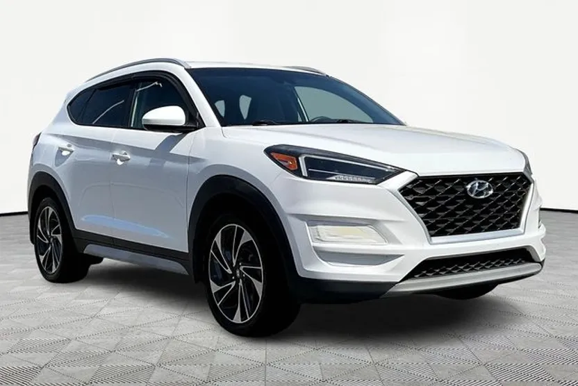 2019 Hyundai Tucson Sport photo 1